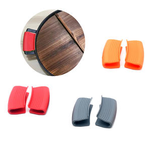 Offre Spéciale 2 pièces couleur personnalisée maniques en silicone Bowknot en forme <span class=keywords><strong>de</strong></span> pot résistant à la <span class=keywords><strong>chaleur</strong></span> pinces pour la <span class=keywords><strong>cuisine</strong></span> - Product Image 3