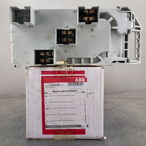 Nuevo Adaptador 1sda069296r1 para Tablero de Distribución MNS T5 400 3p, Nuevo Sistema PLC de Control <span class=keywords><strong>Programable</strong></span> de Automatización Industrial Original - Product Image 1