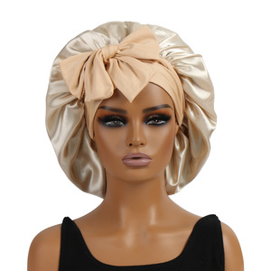 قبعة نوم واسعة من SOLPOP مع شريط مطاطي أحادي الطبقة وربطة طويلة للشعر المجعد، مناسبة للعناية بالشعر ليلاً - Product Image 5