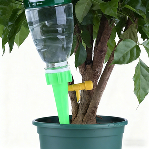Sistema di <span class=keywords><strong>irrigazione</strong></span> automatico a goccia in plastica con timer regolabile <span class=keywords><strong>per</strong></span> la cura di piante e fiori in giardino e balcone - Product Image 5