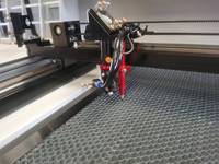 Machine de gravure et de découpe laser CO2 7050 60W/80W/refroidie par eau CNC pour bois, acrylique, pierre, caoutchouc, papier avec support IA