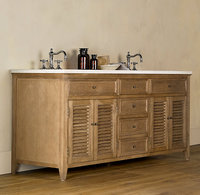 Meuble-lavabo de salle de bain sur pied avec lavabo, miroir et plan de travail en marbre ; Meubles de salle de bain sur mesure disponibles.