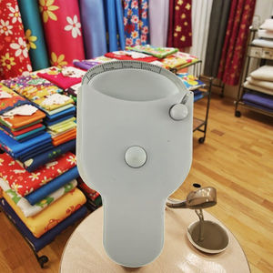 Ruban à mesurer rétractable DEWEN de 60 pouces en plastique souple, lame en PVC de 1 mm, retour automatique, étui haute visibilité pour la couture métrique - Product Image 3