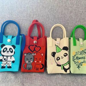 Nuova Borsa a Tracolla Estiva con Chiusura Magnetica, Design Cartoon Carino, Versatile e Pratica - Product Image 2