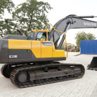 Excavadoras hidráulicas de orugas Volvo EC210D usadas en stock Máquina de construcción de segunda mano a la venta - Product Image 5