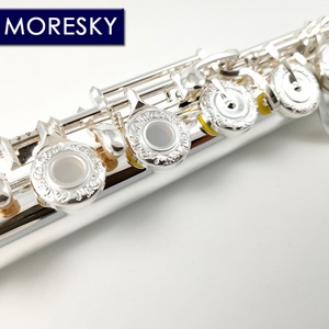ขลุ่ย MORESKY 17 รูเปิด คีย์ C  ทำจากคิวโปรนิกเกิล ชุบเงิน พร้อมคีย์ E ลายแกะสลัก รุ่น MFL-803 - Product Image 5