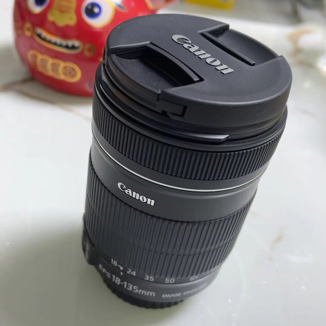 Second Hand for EF-S 18-135mm F/3.5-5.6 IS APS-C DSLR Camera Lens 67mm Filter Thread 515g