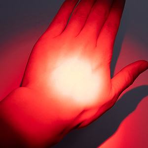 Senter Pena Aluminium Medis Cahaya Merah 620nm Deteksi Vena XPE IR dengan Klip - Product Image 6