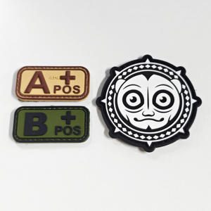 Parches de PVC Personalizados con Diseño 3D de Goma, Etiqueta para Ropa - Product Image 3