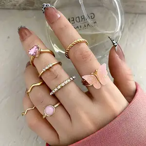 Boho Pink Butterfly Heart Wave Ring Set For Women Vintage Metal Gold Color Rhinestone Finger Rings 8pcs/set Party Jewelry Gifts