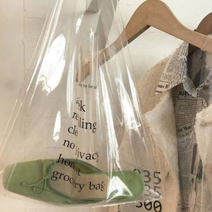 Vente directe d'usine de sacs fourre-tout transparents, sacs fourre-tout transparents en PVC de style populaire en ligne, sacs fourre-tout dignes d'Instagram. - Product Image 3