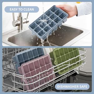 Bac à glaçons réutilisable en silicone de qualité alimentaire, 15 cavités, grands cubes avec couvercle, compatible congélateur, pour la maison, fabrication de cubes de soupe, transfrontalier - Product Image 3