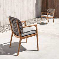 Ensemble table et chaises de jardin QIER en teck massif pour cour, patio, mobilier d'extérieur, design moderne, coussins à séchage rapide