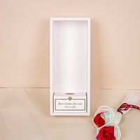 Boîte cadeau de fleurs pour la Saint-Valentin, design haut de gamme, couvercle en papier blanc, fond transparent en PVC, matériaux recyclés, design personnalisé