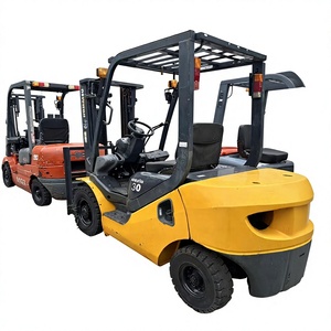 Chariot élévateur Komatsu FD30 d'occasion de qualité supérieure, 3 tonnes, diesel, mât simple/double/triple – Prix bas, voir détails - Product Image 1