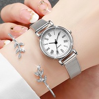 Nouvelle montre pour femme à quartz, écologique, compacte, avec boîtier rond de 7 mm d'épaisseur, bracelet en maille d'alliage, cadran en verre, aiguilles jour/date et motif feuille