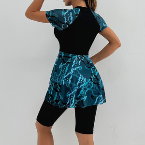<span class=keywords><strong>Maillot</strong></span> de bain <span class=keywords><strong>2</strong></span> pièces à manches courtes pour <span class=keywords><strong>femme</strong></span>, motif floral, avec shorty intégré - Product Image 4