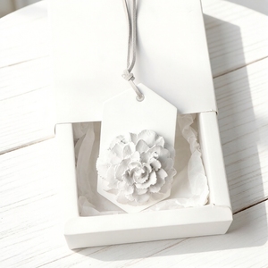 FinRu Stocked Hanging Wardrobe Car Air Freshener <strong>Ceramic</strong> Aroma Plaster Pendant Porcelain Flower Home Fragrance Oil <strong>Diffuser</strong> - Product Image 3