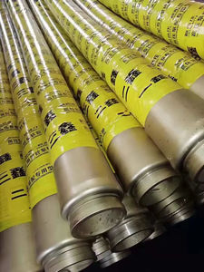 Tuyau hydraulique haute pression en caoutchouc, renforcé de 4 couches de fil d'acier, pour machines de construction, résistant à l'huile et à l'abrasion - Product Image 3