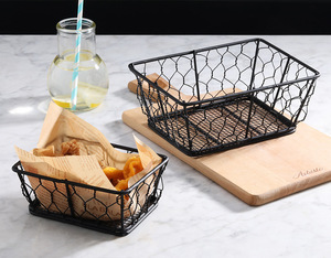 Cestino Decorativo in Ferro Battuto per Hotel, Portaoggetti da Scrivania per Cosmetici, <span class=keywords><strong>Mini</strong></span> Cestino per Uso Ristorante - Product Image 3