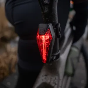 Sate lite CREE LED su geçirmez arka ışık gece sürme için USB şarj edilebilir bisiklet ışık bisiklet ışıkları