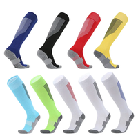 Chaussettes de football respirantes à séchage rapide avec impression numérique et logo sur le bas antidérapant