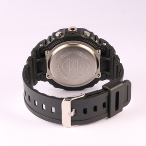Montre de sport analogique et numérique de luxe pour homme, design en plastique résistant à l'eau et tendance - Product Image 3