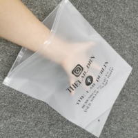 Qualité EVA PE OPP Bio dégradable t-shirt sac OEM imprimé curseur fermeture éclair emballage sac en plastique pour t-shirt maillots de bain vêtements