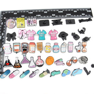 Alta Qualidade Personalizado Por Atacado Lapela Pinos Scrub Carta De Vida Órgão Médico Broches Pin Enfermeira Médico Pano Coração Esmalte Metal - Product Image 4