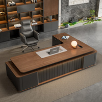 Bureau de direction de luxe léger, grand bureau simple et moderne en bois épaissi en forme de L, chaise de bureau de haute qualité