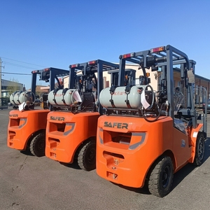 Chariots élévateurs contrepoids à essence GPL de 1,5 tonne et 1,8 tonne avec certification CE - Product Image 5