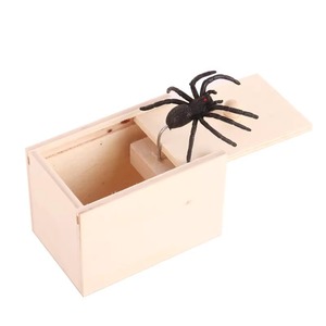 Vente flash - Boîte à araignées amusante et originale - Jouet en bois créatif pour farces - Cadeau d'Halloween pour enfants et adultes - Product Image 2