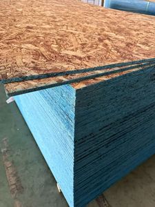 Panel de Madera <span class=keywords><strong>OSB</strong></span> de 18 mm de Diseño Moderno, Estándar E0, <span class=keywords><strong>con</strong></span> Chapa de Abedul, para Construcción en Exteriores, de Fábrica China - Product Image 6