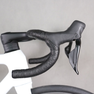 Bicicleta completa de 7.2 kg, ultraligera, 7.1 kg, cuadro de carbono R7170 Di2, rodamientos cerámicos, ruedas de carbono y titanio TT-X68 - Product Image 3
