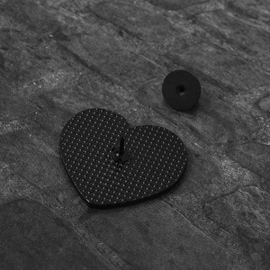 بروش كلاسيكي على شكل جمجمة ، للرجال والنساء, بروش كلاسيكي على شكل قلب ، بروش على شكل جمجمة ، شارات للتنكر ، على الظهر ، دبابيس للرجال والنساء ، هدايا على شكل حرف v ، بروش على شكل جمجمة ، هدية على شكل حرف v للنساء والرجال - Product Image 6