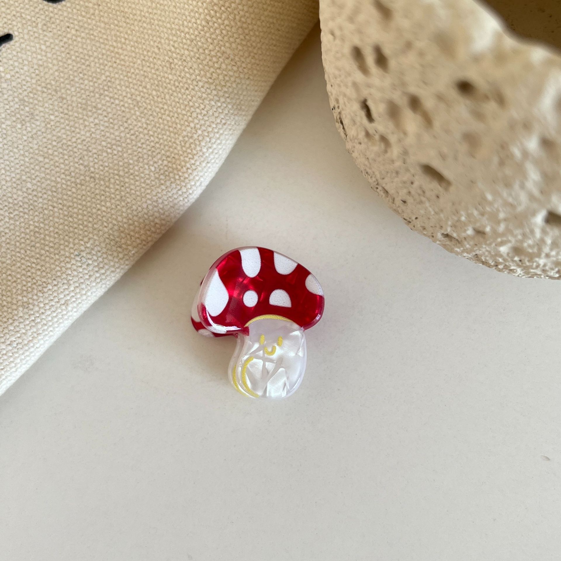 red  mushrooms