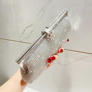 Pochette de soirée en alliage entièrement ornée de strass pour femme, sac <span class=keywords><strong>à</strong></span> main en cristal et diamant avec chaîne, sac bandoulière pour Cheongsam, mariage, fête, bal de promo - Product Image 2