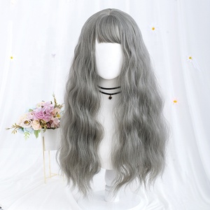 Lolita <span class=keywords><strong>perruque</strong></span> 60cm de long vague de corps gris mixte synthétique Anime Cosplay <span class=keywords><strong>Halloween</strong></span> Peluca <span class=keywords><strong>perruque</strong></span> de cheveux résistant à la chaleur - Product Image 3