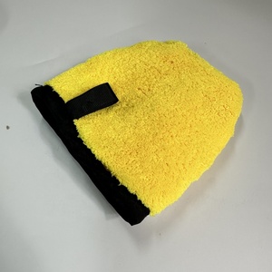 Gant de lavage de voiture en microfibre double face JYM-0625 avec design torsadé en peluche pour un nettoyage efficace de la voiture - Product Image 4