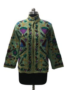 Chaqueta de algodón bordada Suzani multicolor bohemio chic hecha a mano para diseño floral transpirable chaqueta tradicional artesanal - Product Image 2