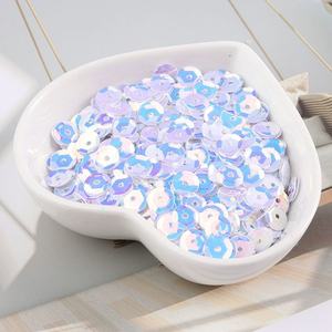 Lentejuelas de PVC Doradas al por Mayor para Accesorios de Ropa Cosidos a Mano, Joyería Hecha a Mano con Cuentas para Disfraces de Danza y Prendas - Product Image 6