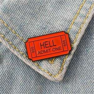 Design patch con logo in rilievo personalizzato che sei invitato a passare VIP in morbido smalto in metallo con spilla con etichetta per abbigliamento - Product Image 5