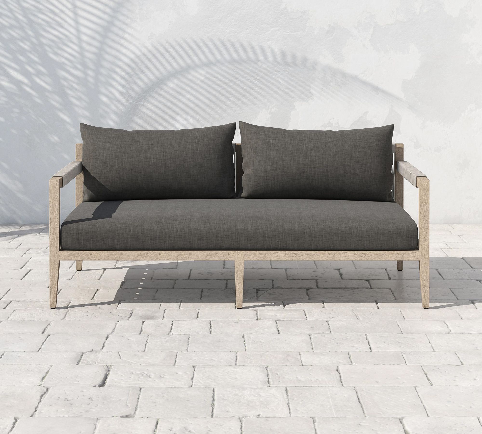 Hot Selling Simplistic High Quality Furniture Garden  Patio Outdoor Teak Sofa with Handwoven Rope