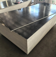 Contreplaqué filmé noir de 18 mm pour coffrage en béton, contreplaqué de coffrage 1220x2440 mm pour la construction de bâtiments de grande hauteur