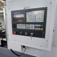 Torno CNC Automático CK6180 |   Torno Horizontal de Alta Precisión con Control Siemens/FANUC para Mecanizado de Ejes y Discos