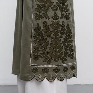 Vestido Largo Abierto con Bordado Floral, Vestido de Alta Calidad para Mujer, Diseño Único - Product Image 6