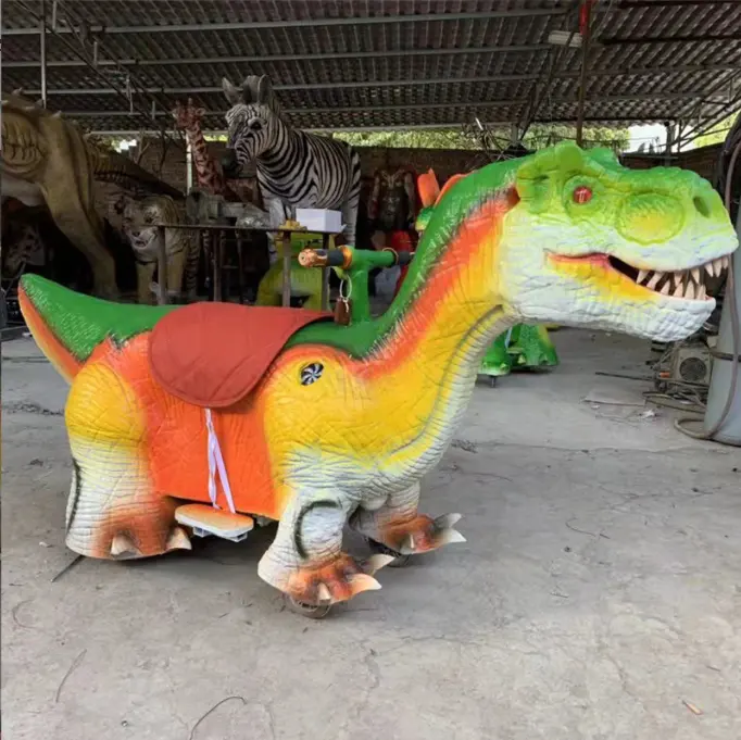 Centro comercial Montar Triceratops Dinosaurio Paseo en coche Niños Kart Animal Ride para la venta