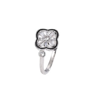 Four Leaf Clover Rotating Ring For Women Adjustable Opening Zircon Jewelry Gift - Product Image 5