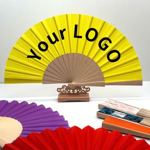 Abanico de Mano Plegable de Bambú con Tela Impresa Personalizada, Suministro de Fábrica, Venta al Por Mayor, para Regalos y Recuerdos - Product Image 1