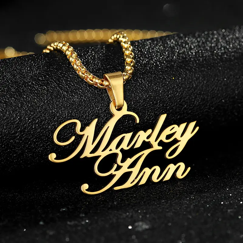 Collar de acero inoxidable de oro de 18 quilates con letras personalizadas, collar con dos placas de nombre, para parejas